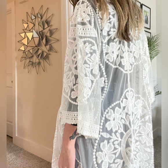 UMGEE | Long Lace Cover Up - Picture 14 of 15